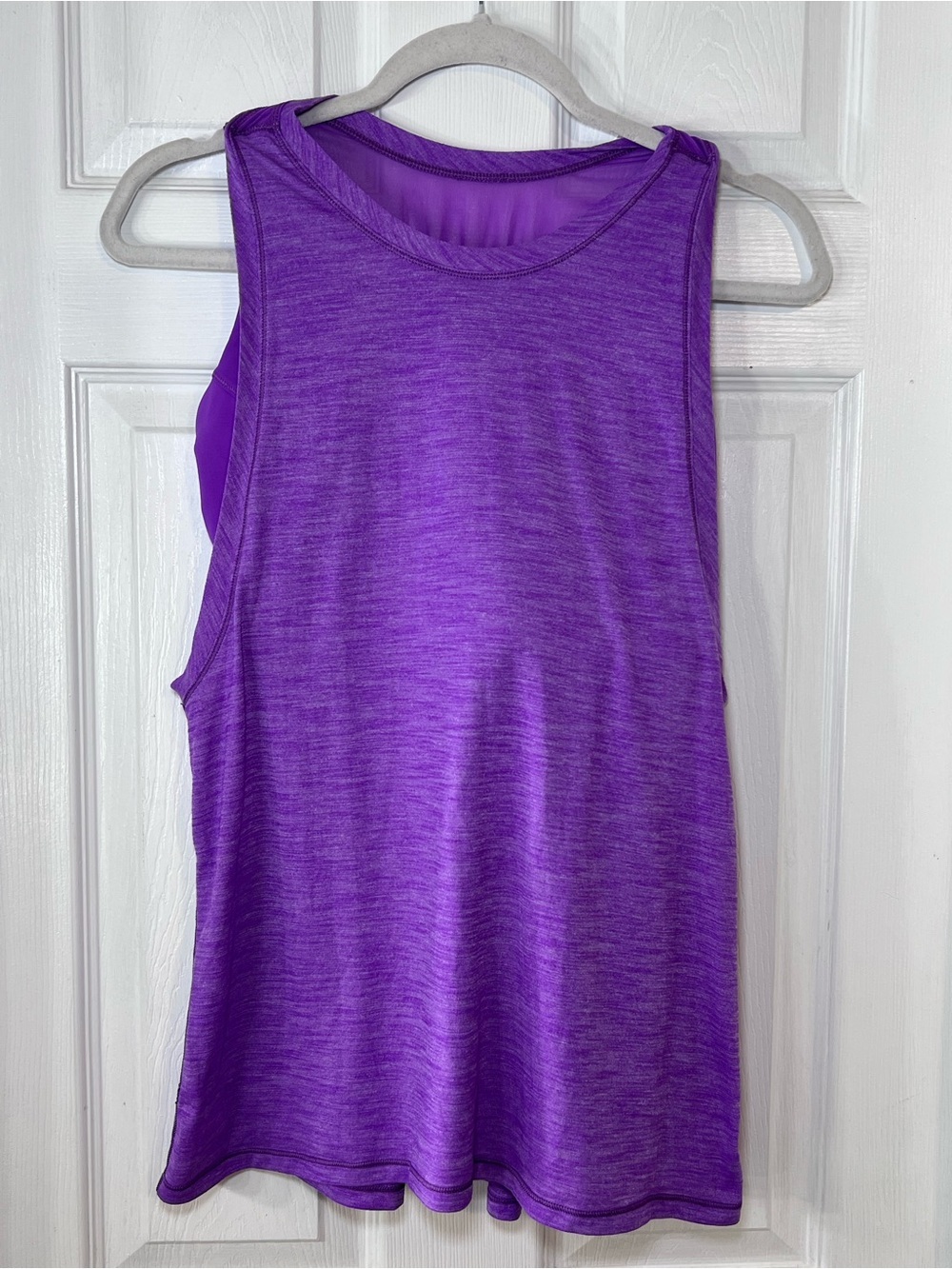 Lululemon Purple Women’s Athletic Tank Top With Sport Bra Size 10